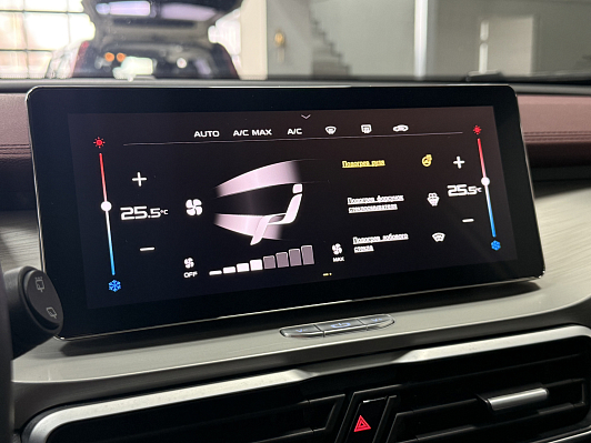 Geely Coolray Flagship, 2021 года, пробег 31000 км