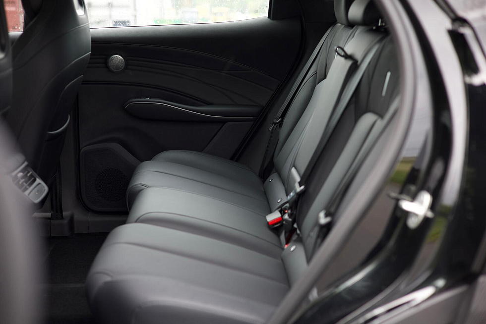 Omoda C7 Драйв, черный