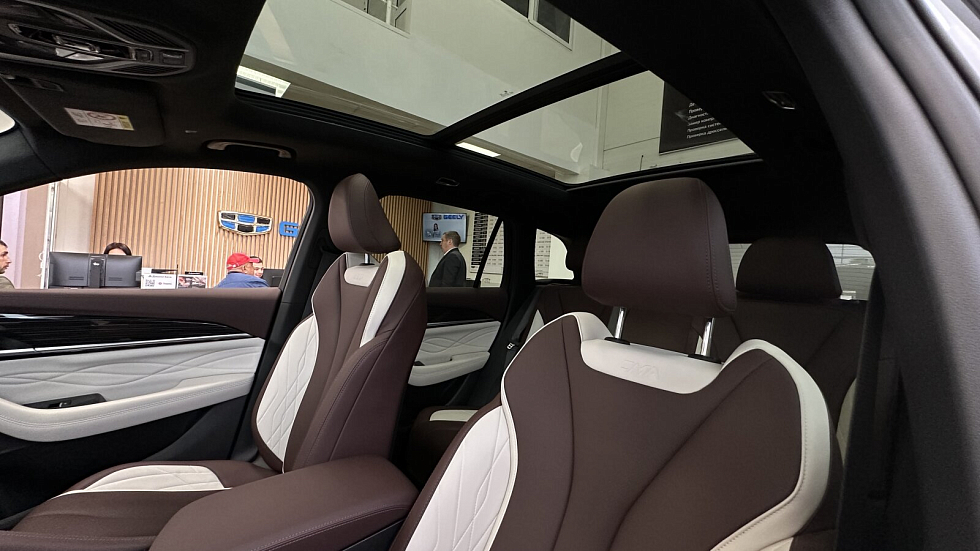 Geely Monjaro , белый