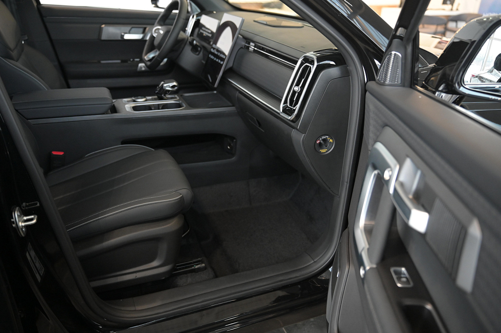 Jaecoo J7 Комфорт, черный