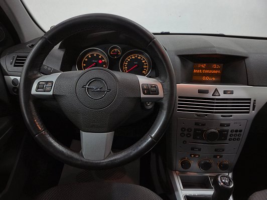 Opel Astra Enjoy, 2011 года, пробег 177658 км