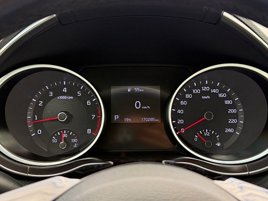 Kia Ceed Luxe, 2019 года, пробег 170000 км