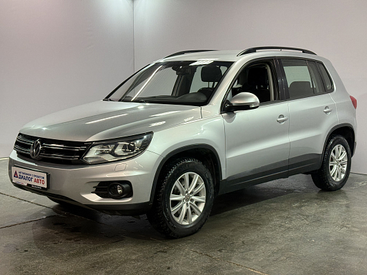 Volkswagen Tiguan Avenue, 2013 года, пробег 201000 км