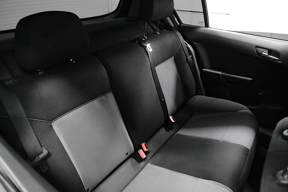 Opel Astra, 2011 года, пробег 120000 км