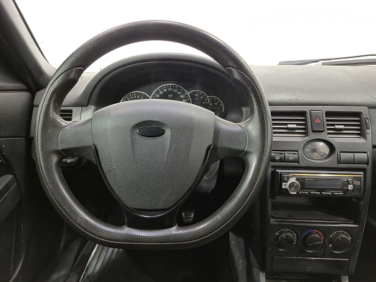 Lada (ВАЗ) Priora, 2011 года, пробег 108709 км