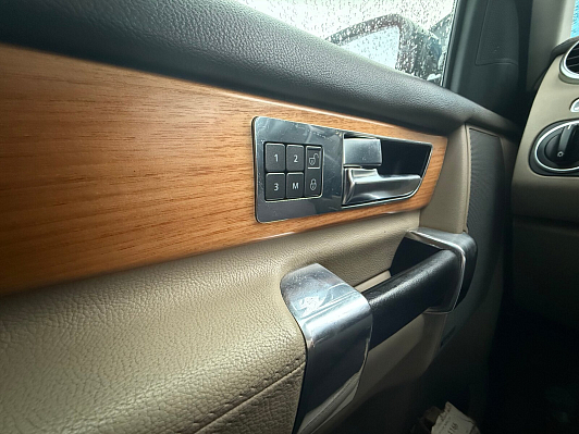Land Rover Discovery, 2013 года, пробег 363671 км