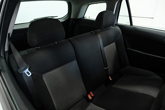 Opel Astra, 2014 года, пробег 188378 км