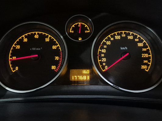 Opel Astra Enjoy, 2011 года, пробег 177658 км