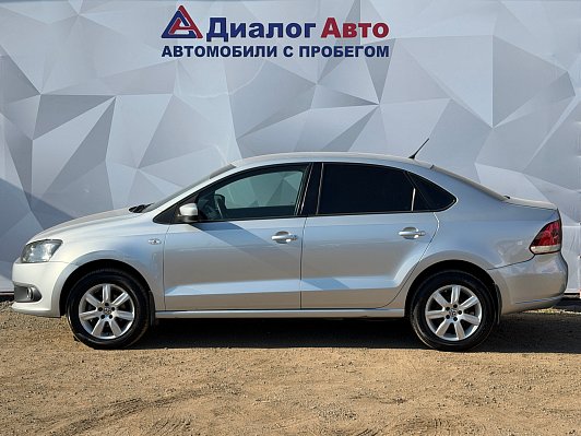 Volkswagen Polo Highline, 2013 года, пробег 242000 км