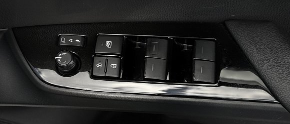 Toyota Prius, 2019 года, пробег 150877 км