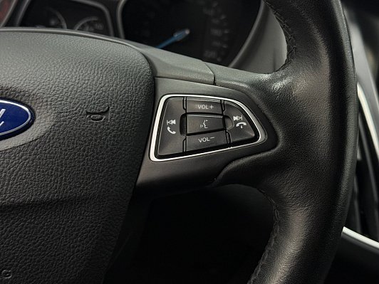 Ford Focus Titanium, 2016 года, пробег 112652 км