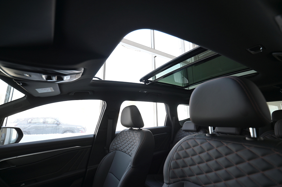 Geely Okavango Флагман, черный