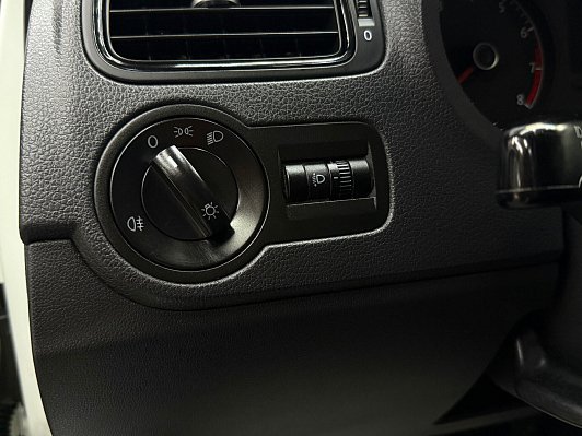 Volkswagen Polo Trendline, 2014 года, пробег 121625 км