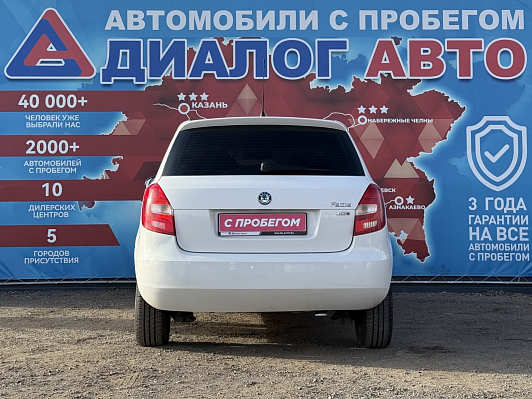 Skoda Fabia Fresh, 2011 года, пробег 141000 км