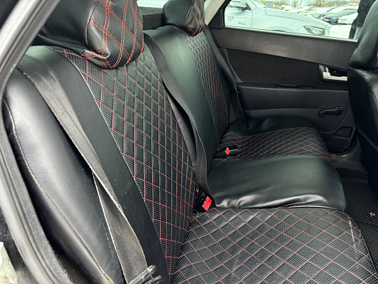 Lada (ВАЗ) Priora Люкс, 2013 года, пробег 135459 км