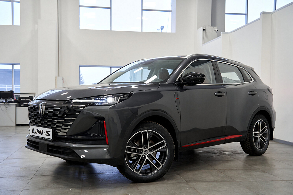 Changan UNI-S (CS55 Plus) Comfort, серый