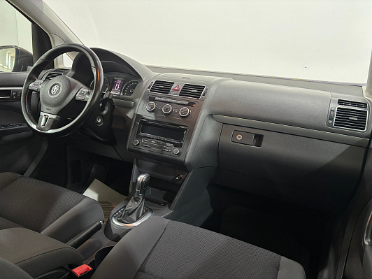 Volkswagen Touran Highline, 2014 года, пробег 187302 км