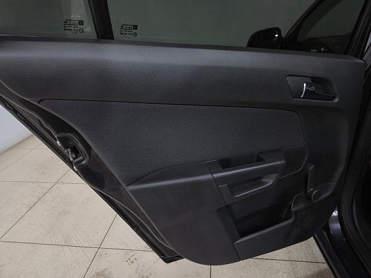 Opel Astra Enjoy, 2013 года, пробег 248678 км