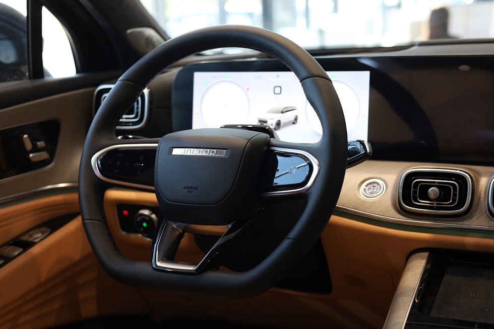 Jaecoo J8 Престиж +, серый