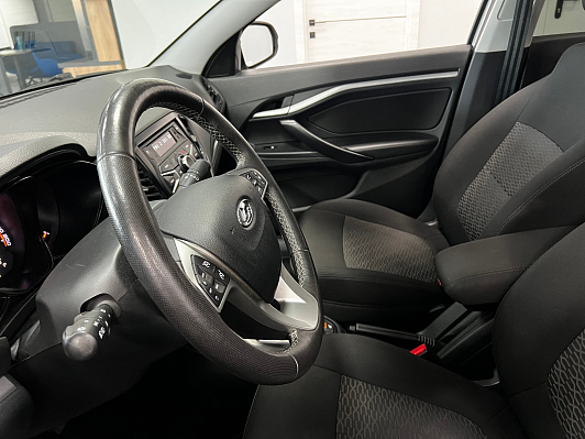 Lada (ВАЗ) Vesta Luxe, 2021 года, пробег 65000 км