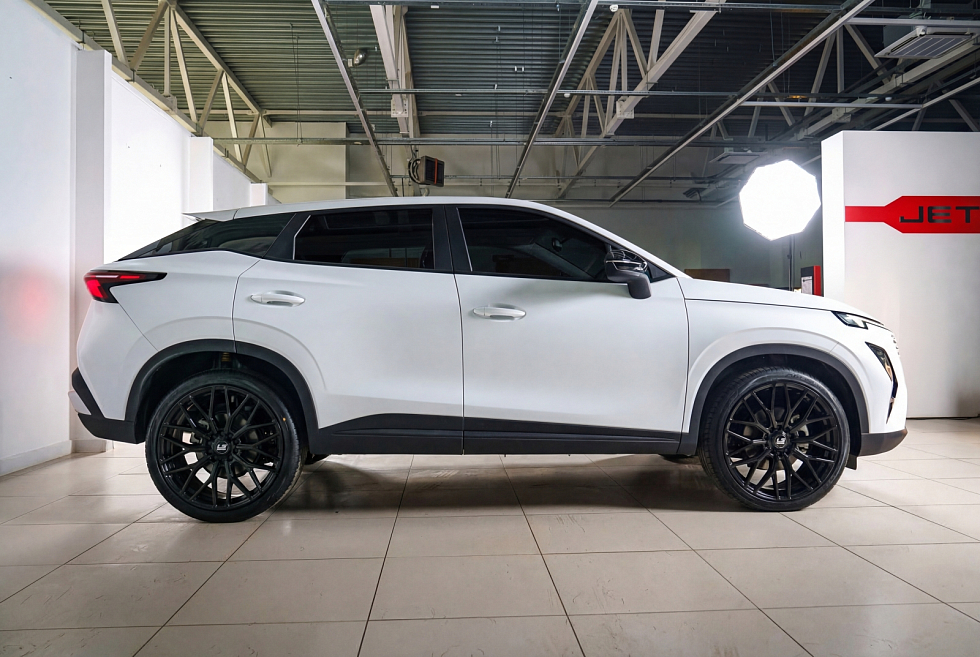 Omoda C5 Актив, белый