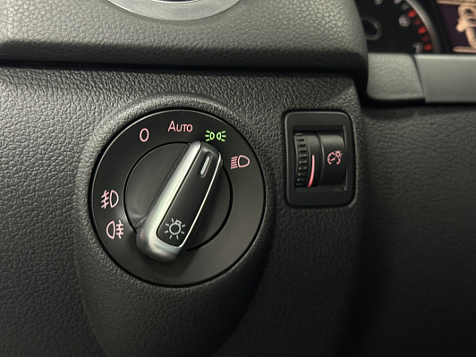 Volkswagen Tiguan Avenue, 2013 года, пробег 185462 км