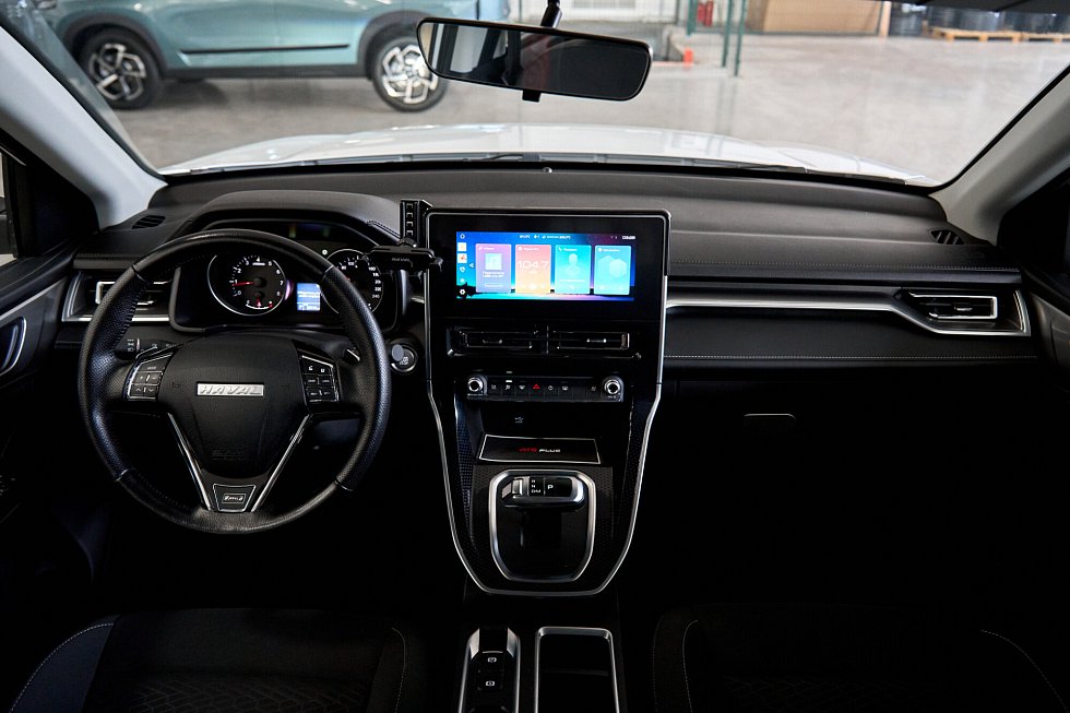 Haval M6 Оптимум, белый