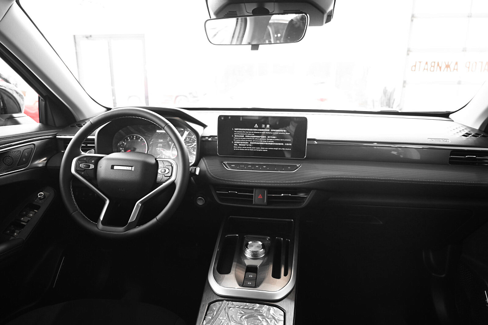 Haval Jolion Техно+, белый