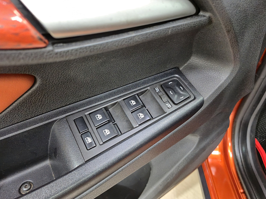 Lada (ВАЗ) Vesta Luxe Multimedia, 2019 года, пробег 92805 км