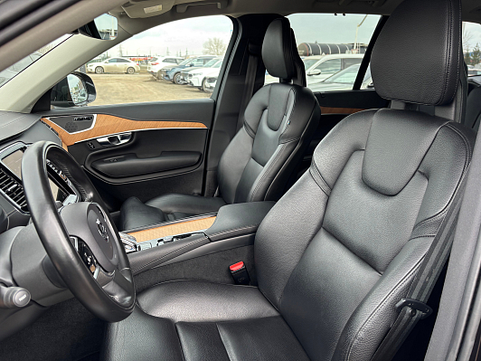 Volvo XC90 R-Design, 2020 года, пробег 80700 км