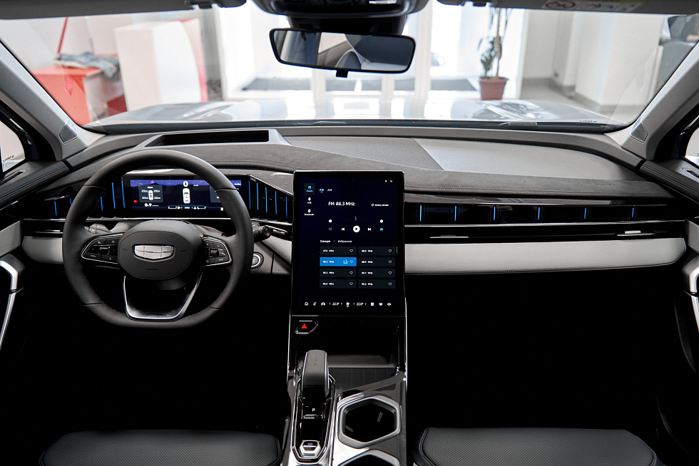 Geely Atlas Flagship, голубой