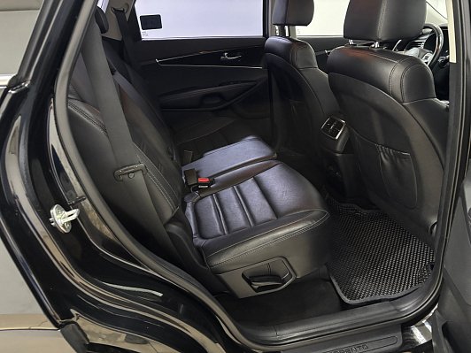 Kia Sorento, 2018 года, пробег 129593 км