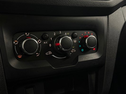 Lada (ВАЗ) XRAY Comfort, 2018 года, пробег 103000 км