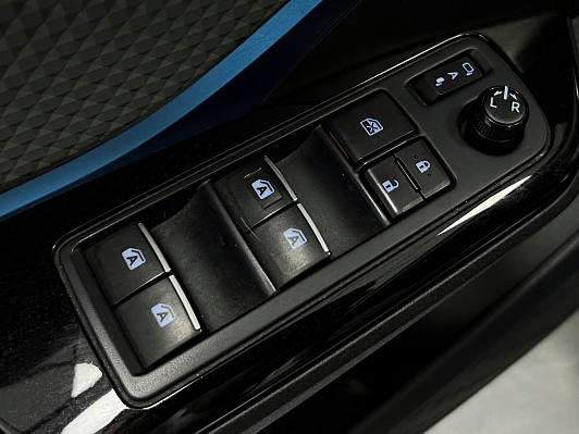 Toyota C-HR Hot, 2019 года, пробег 82972 км