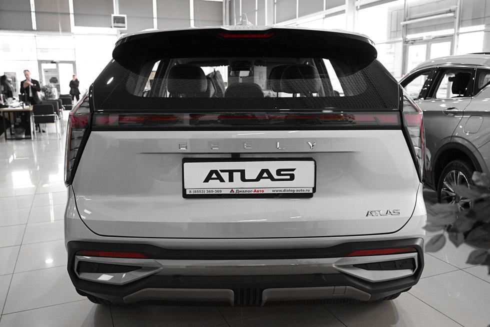 Geely Atlas Luxury, серебряный